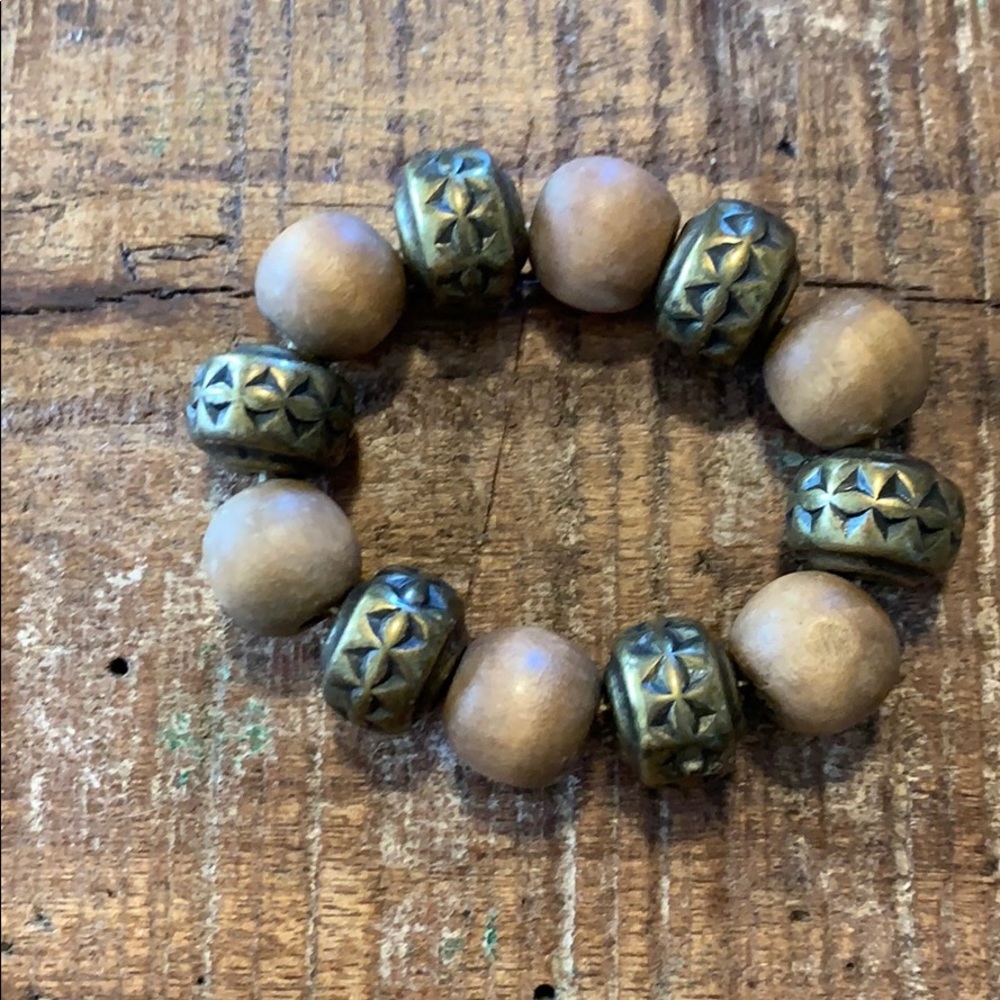 Beaded bracelet